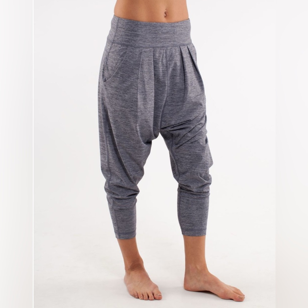 Lululemon Happy Hatha Crop Harem Pants Leggings